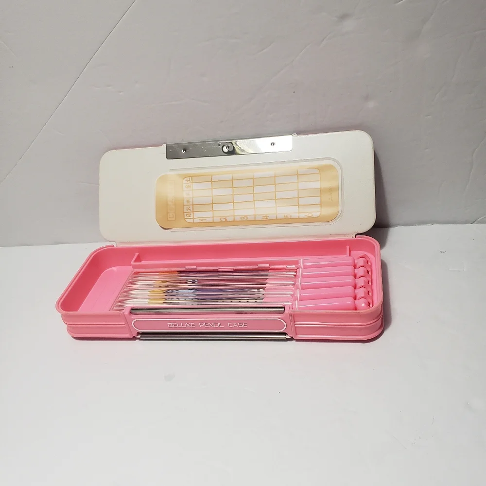 RARE! MITSUBISHI PENCIL CO./DISNEY (Japan) **Deluxe Pencil Hard Case**